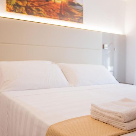 Hotel Villa Verde Рівоторто Екстер'єр фото