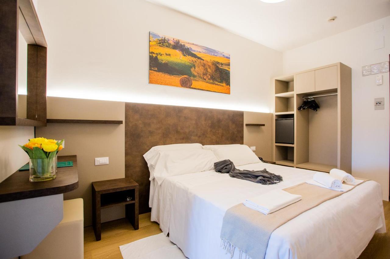 Hotel Villa Verde Рівоторто Екстер'єр фото