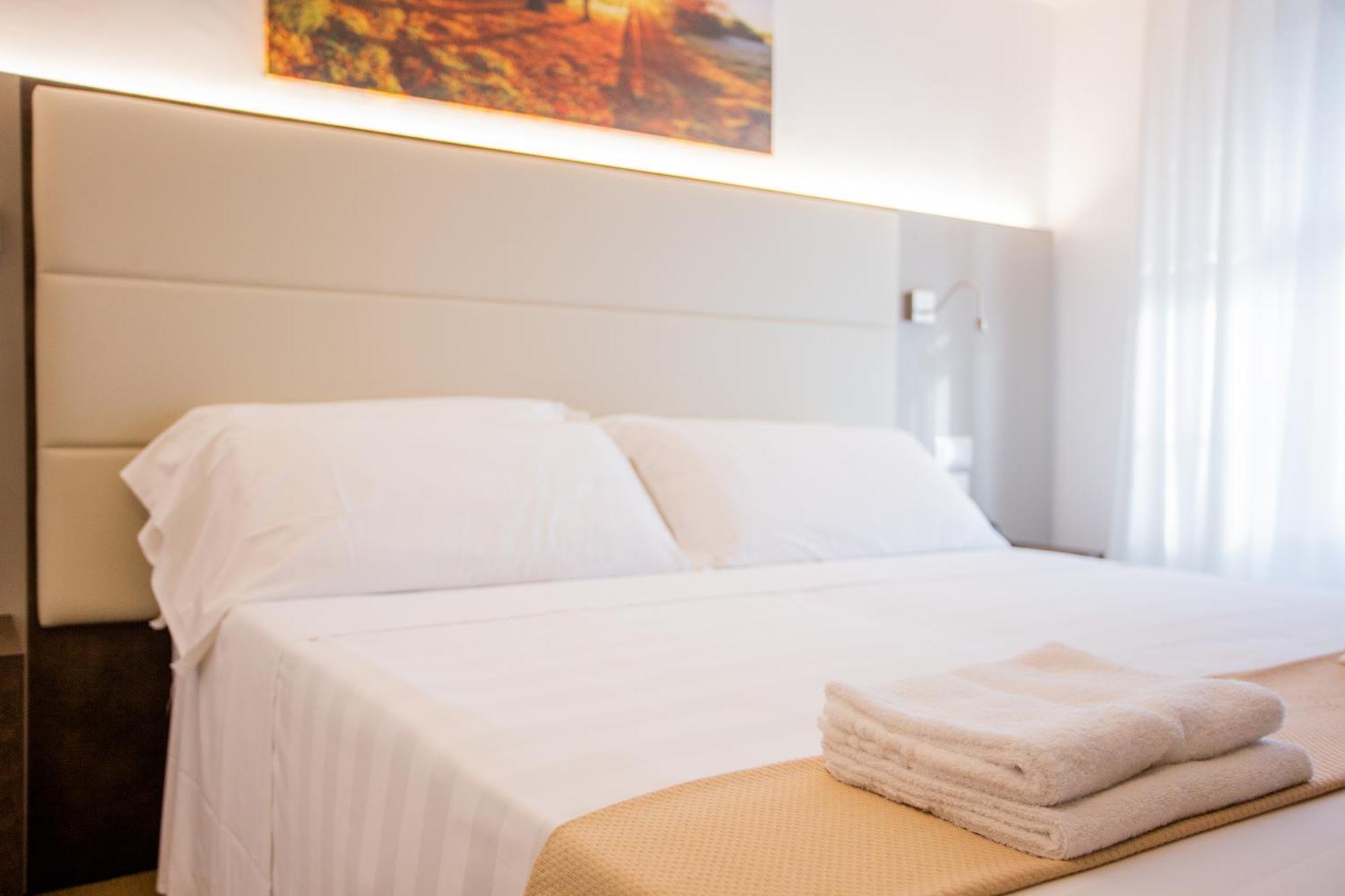Hotel Villa Verde Рівоторто Екстер'єр фото